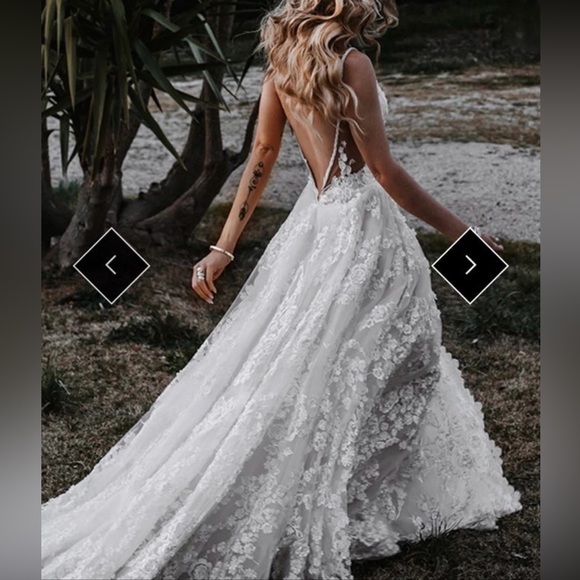 Lace Boho Wedding Dress with Split - Picture 7 of 8
